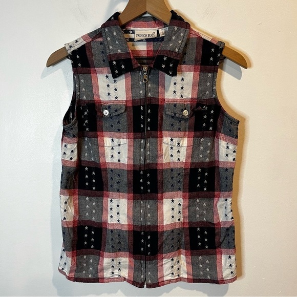 Women’s | Fashion Bug American Themed Full-Zip Sleeveless Blouse | Small - Picture 1 of 7